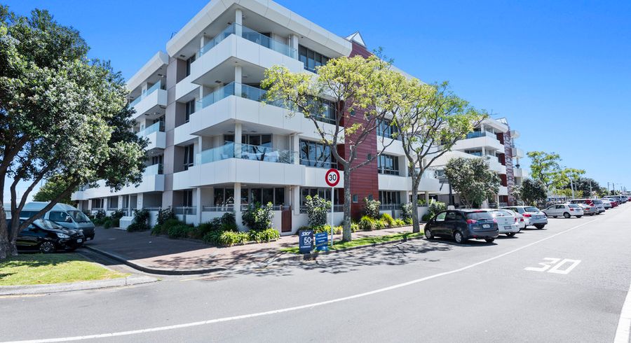  at 312/36 Victoria Road, Mount Maunganui