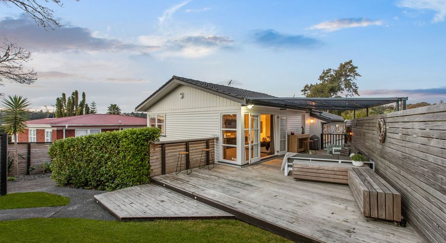 at 76 Vandeleur Avenue, Birkdale, Auckland