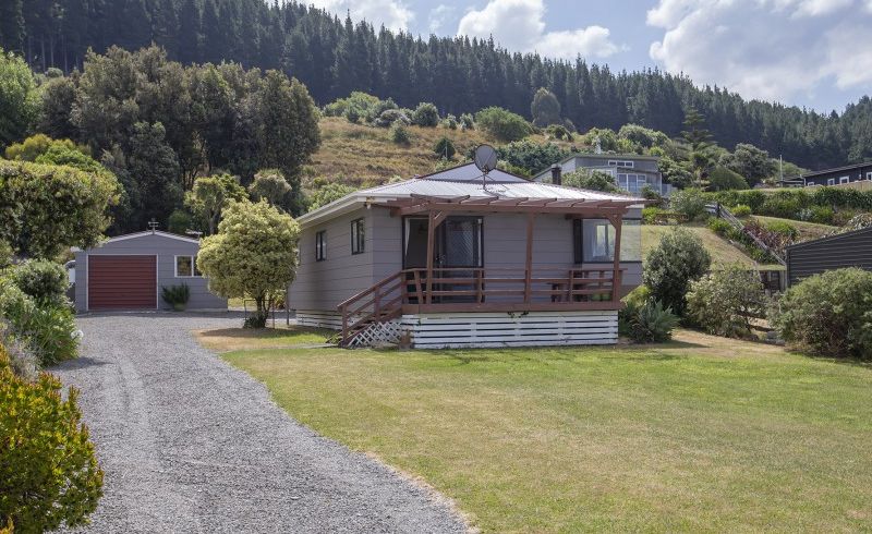  at 6 Sandy Bay Drive, Mataikona