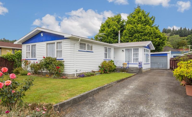  at 22 Oregon Drive, Maoribank, Upper Hutt