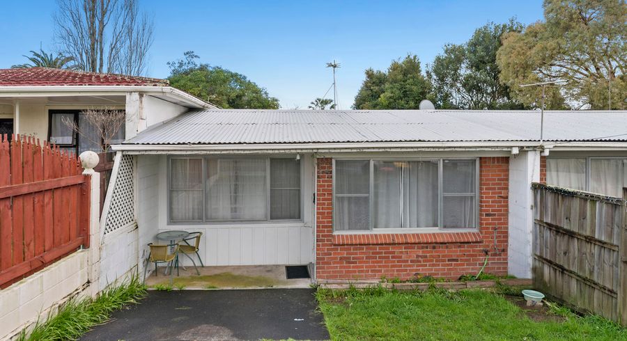  at 2/43 Wyllie Road, Papatoetoe, Auckland