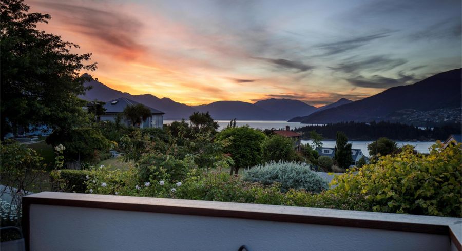  at 14 Milward Place, Kelvin Heights, Queenstown