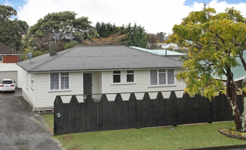  at 32 Mill Street, Marton