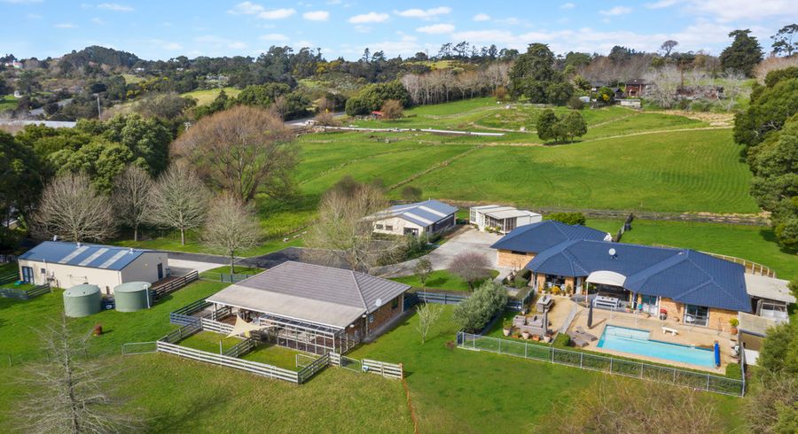  at 8 Wright Road, Redvale, Auckland