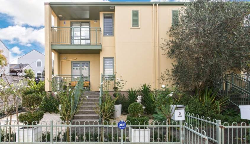  at 3 Winery Way, Henderson, Auckland