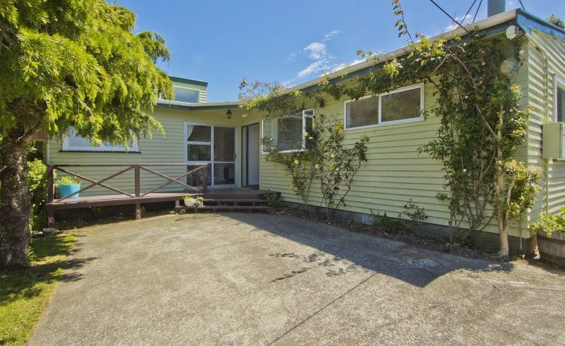  at 52 Poto Road, Normandale, Lower Hutt