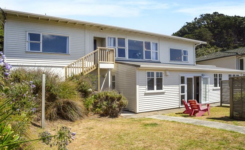  at 20 Pinnacle Street, Seatoun, Wellington