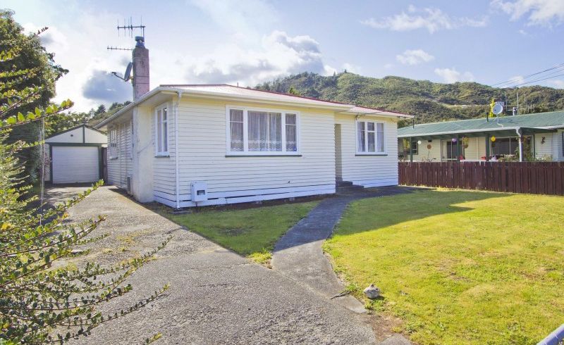 at 29 Wood Street, Wainuiomata, Lower Hutt