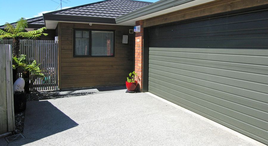  at 6 Marjory Close, Broadmeadows, Wellington