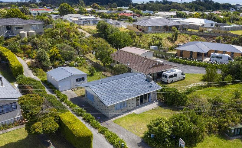  at 81 Tasman Road, Otaki Beach, Otaki