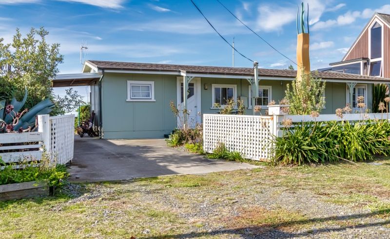  at 17 Clifton Road, Haumoana, Haumoana