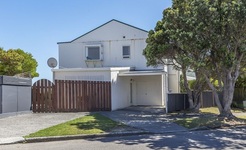  at 115 Akaroa Drive, Maupuia, Wellington