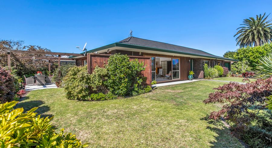  at 21 Bramley Drive, Farm Cove, Auckland
