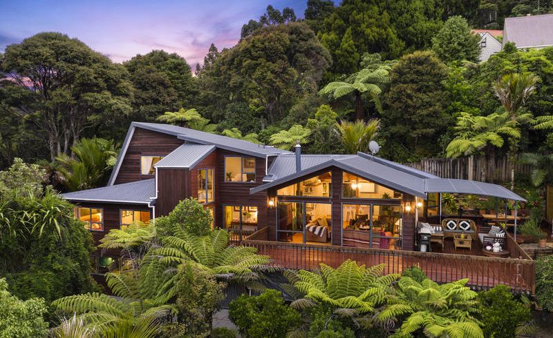  at 280 Shaw Road, Titirangi, Auckland