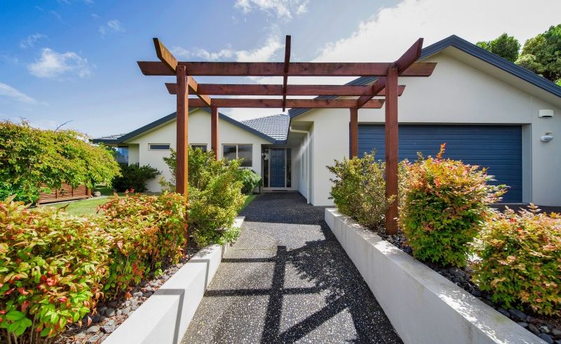  at 2 Orlando Close, Frankleigh Park, New Plymouth