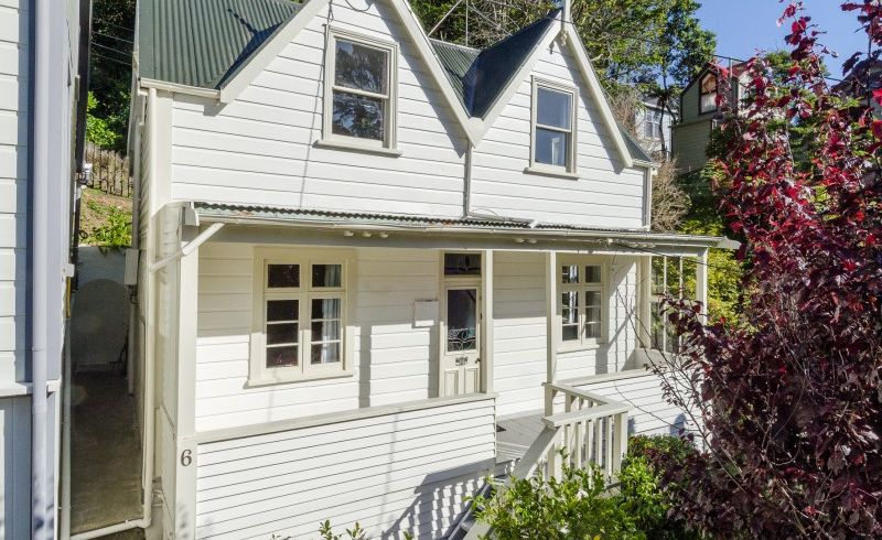  at 6 Ascot Street, Thorndon, Wellington