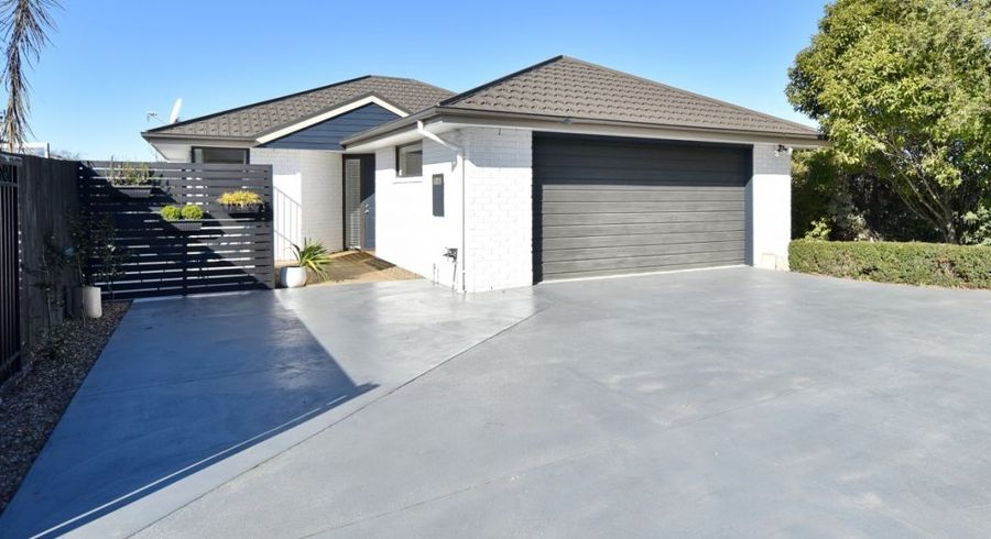  at 10A Puhara Avenue, Parklands, Christchurch