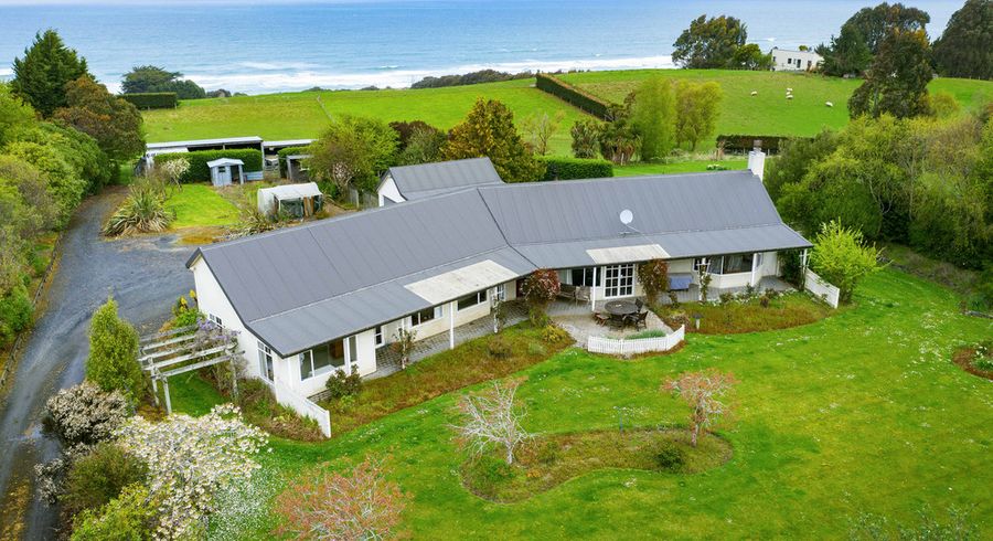  at 34 Highland Road, Brighton, Dunedin