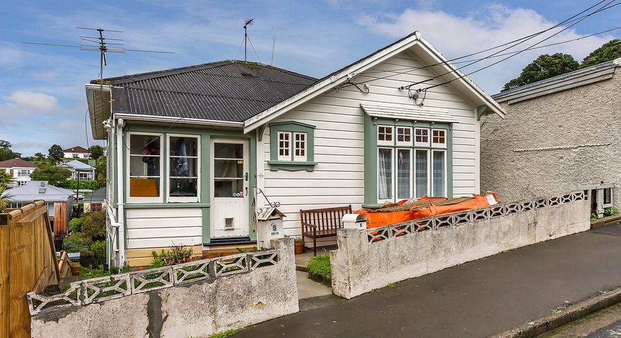  at 5 Murray Street, Island Bay, Wellington