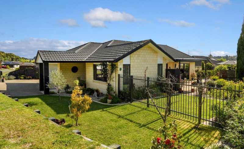  at 14 Bathurst Crescent, Pyes Pa, Tauranga