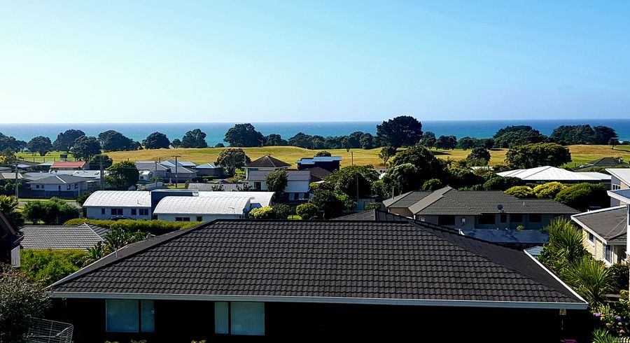  at 5 Chatswood Grove, Fitzroy, New Plymouth