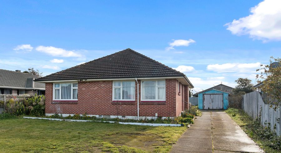 at 39 Basingstoke Street, Aranui, Christchurch