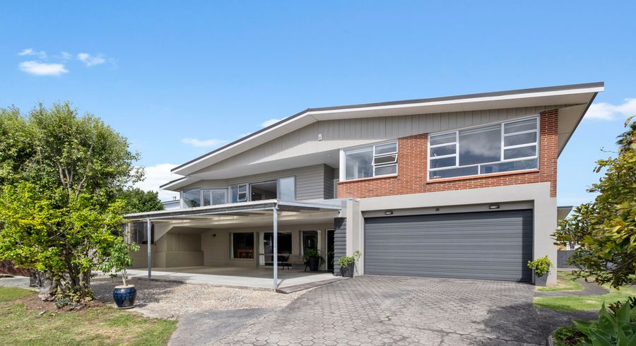  at 24 The Boulevard, Sunnyhills, Auckland