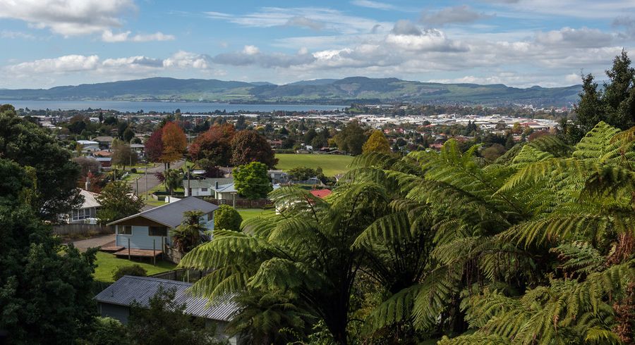 at 43 Mountain Road, Western Heights, Rotorua