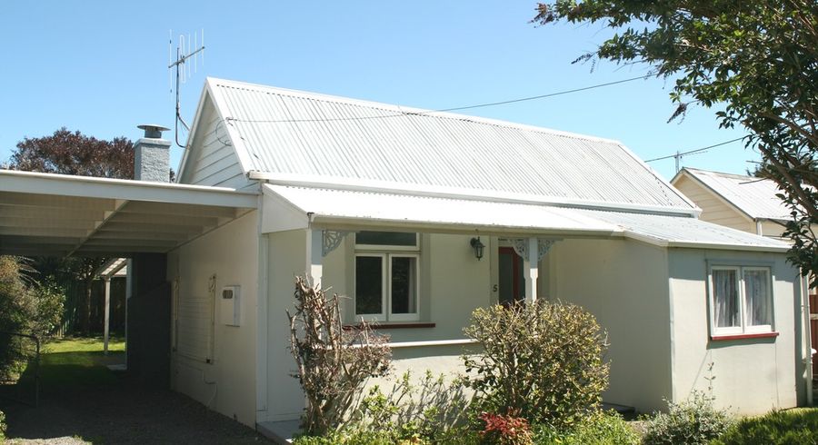 at 5 Alexander Street, Whanganui, Whanganui