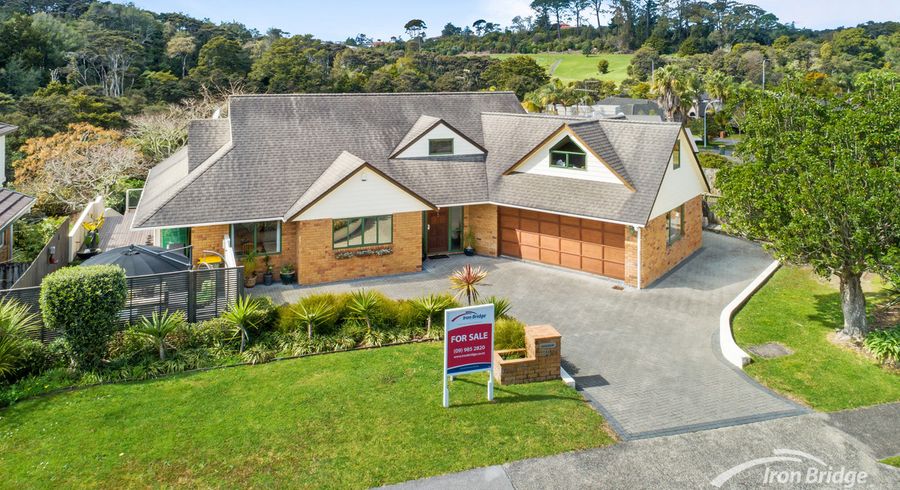  at 84 Landing Drive, Albany, Auckland
