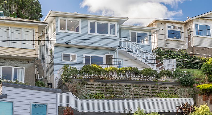  at 100 Rakau Road, Hataitai, Wellington