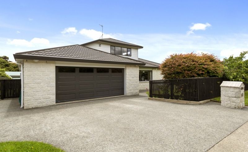  at 40 Navigation Drive, Whitby, Porirua