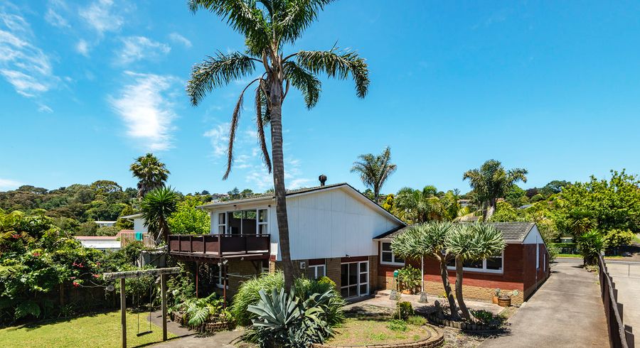  at 28 Mack Place, Red Hill, Papakura