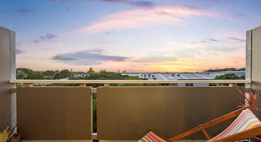  at 308/26 Morningside Drive, Morningside, Auckland