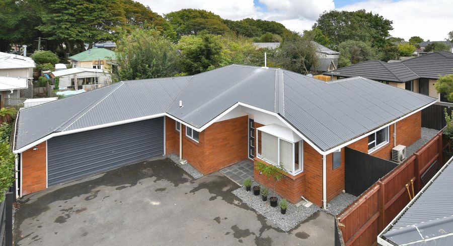  at 16 Coles Place, St Albans, Christchurch