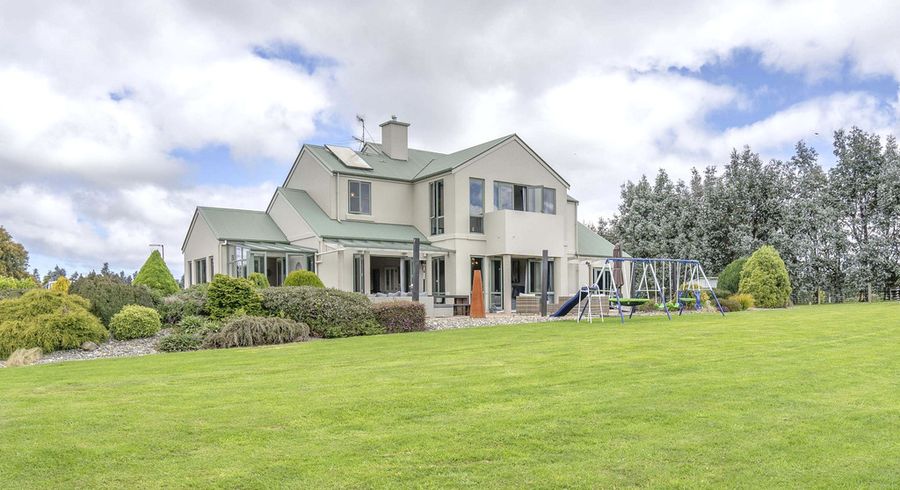  at 113 Mason Road, Seaward Bush, Invercargill