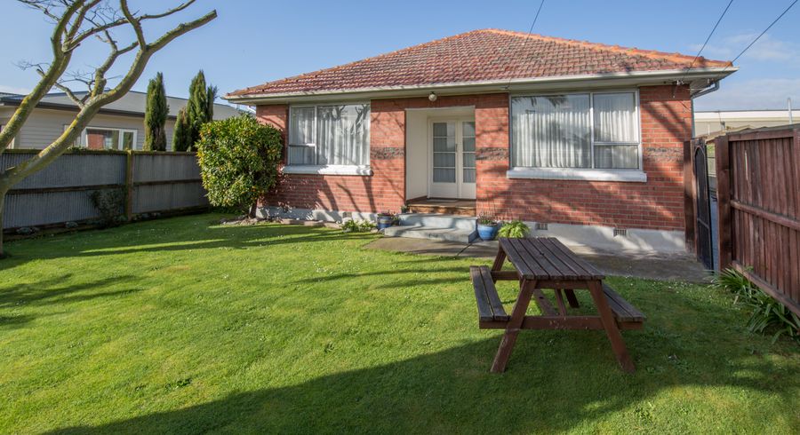  at 19 Northcote Road, Northcote, Christchurch
