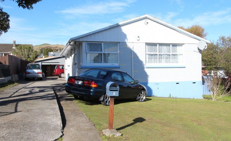  at 76 Warspite Avenue, Cannons Creek, Porirua