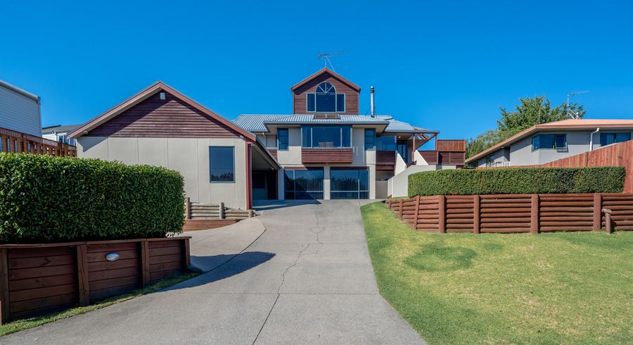  at 104 Kinloch Way, Bethlehem, Tauranga