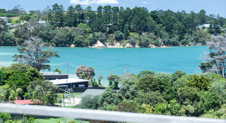  at 30 Lannan Road, Surfdale, Waiheke Island