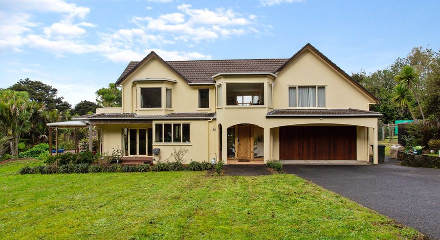  at 32 Kereru Grove, Greenhithe, Auckland