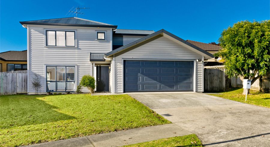  at 14 Sapperton Drive, Henderson, Auckland