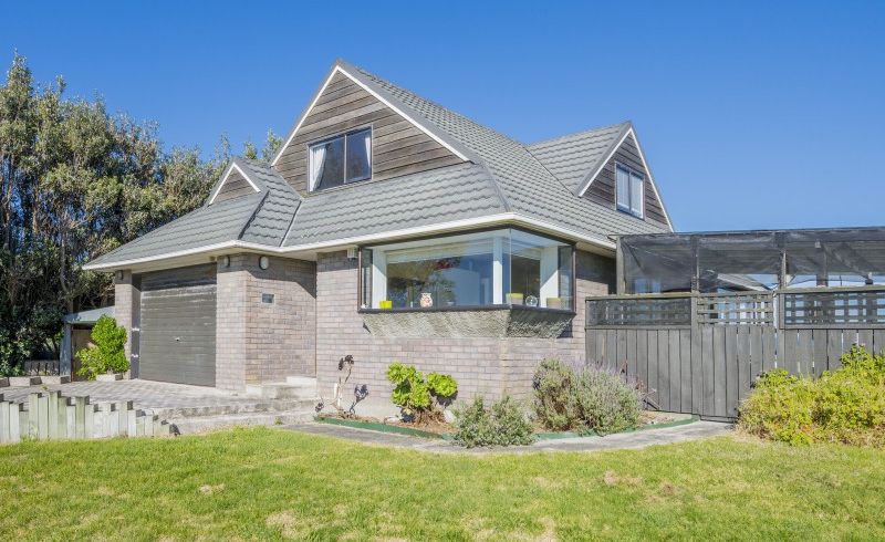  at 29 Kitchener Street, Te Horo Beach