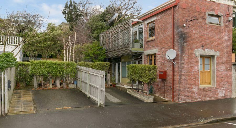  at 1A Manley Terrace, Newtown, Wellington