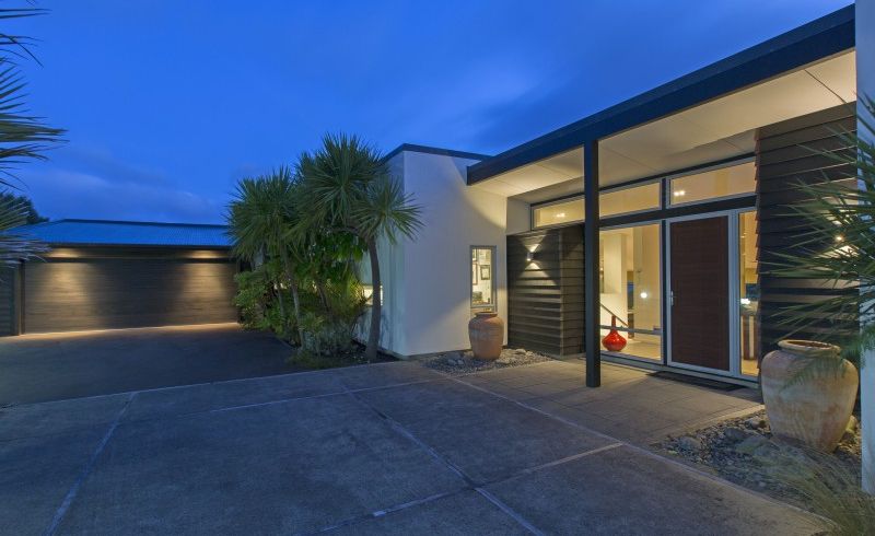  at 43 Arahiwi Grove, Tirohanga, Lower Hutt
