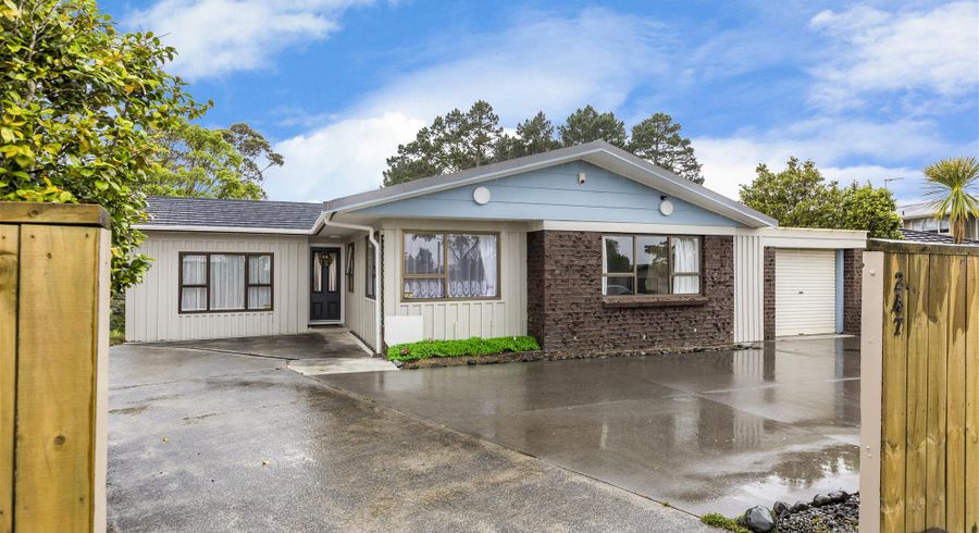  at 247 Glamorgan Drive, Torbay, Auckland