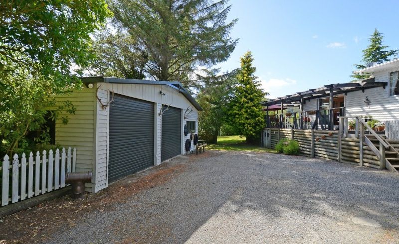  at 13 Avian Road, Blue Mountains, Upper Hutt