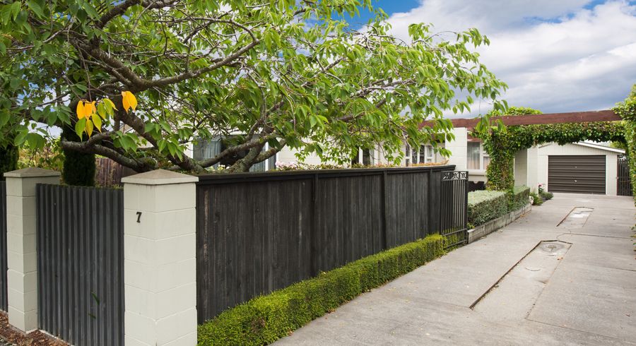  at 7 Claridges Road, Casebrook, Christchurch