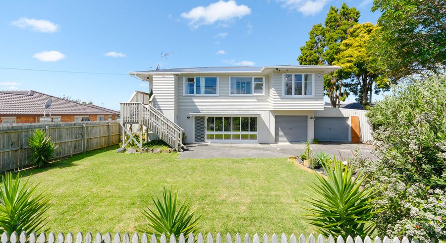  at 106 Simpson Road, Henderson Valley, Auckland
