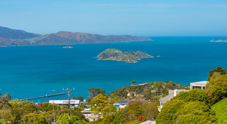  at 121 Maungaraki Road, Korokoro, Lower Hutt